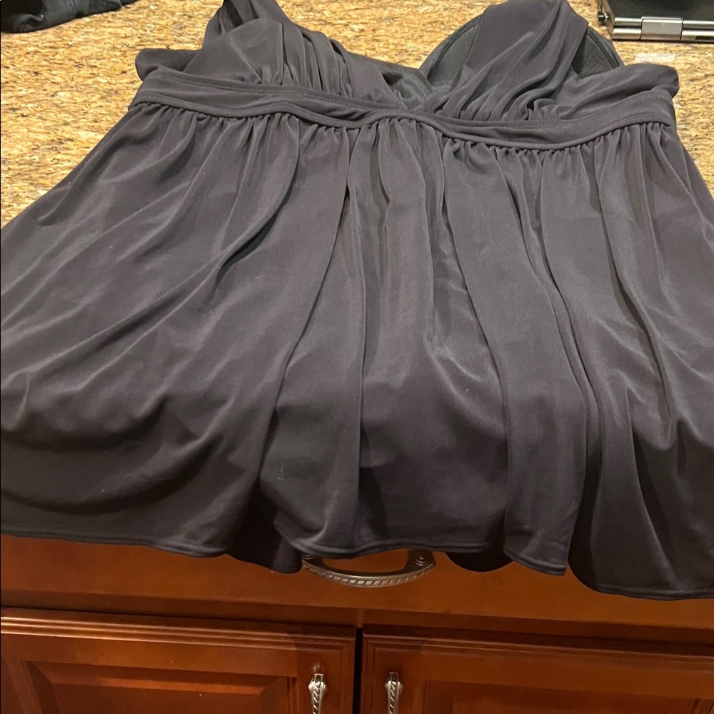 Chic Black Women's Swim Coverup